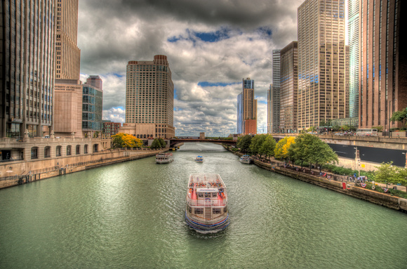 Chicago River (view one)